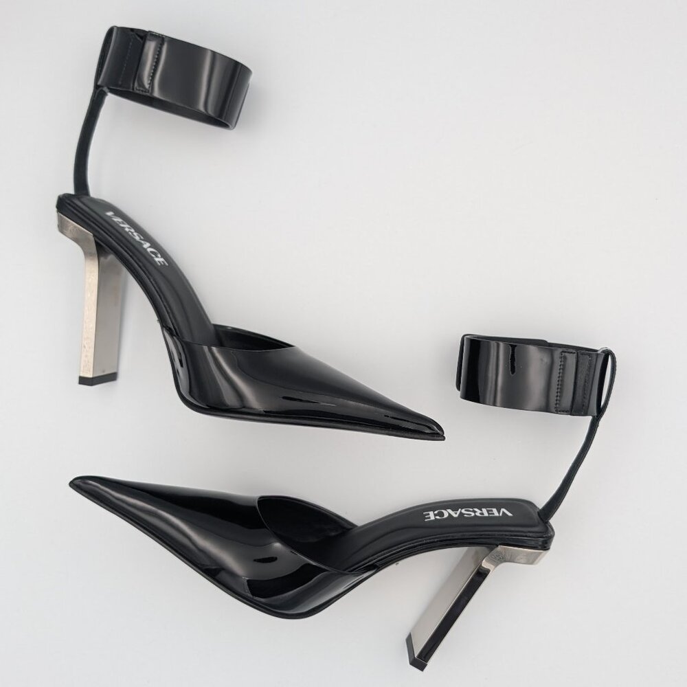 Versace Pumps